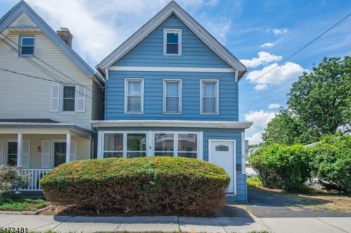58 Elm St, Town Center, NJ 07052-5910