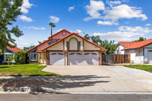 1027 Stickney Cir, Redlands, CA 92374-4711