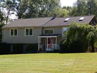 27 Daniel Way, Scituate, RI 02831-1433