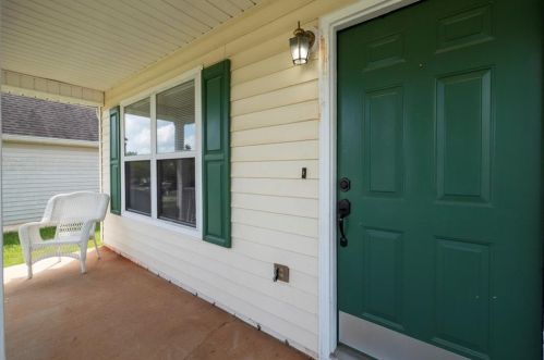 409 Tina Hely Ct, Stockbridge GA  30281-6479 exterior