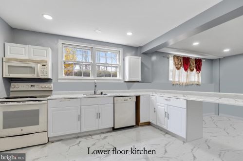 1006 Venice Dr, Silver Spring MD 20904-2065 exterior