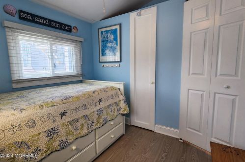 31 Crane Way, Lavallette NJ 08735-1306 exterior