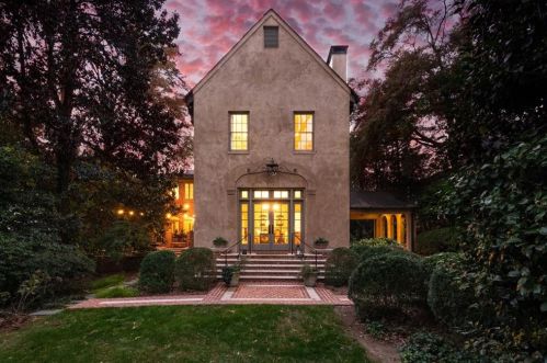 2943 Habersham Rd, Atlanta GA  30305-2847 exterior