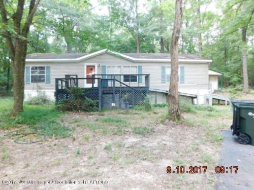 445 Pigeon Roost Rd, Byhalia, MS 38611-7737