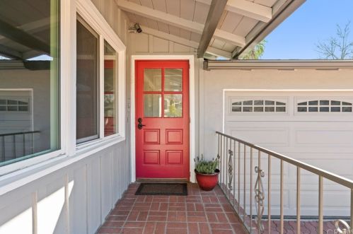 2427 Carol Park Pl, Montrose, CA 91020-1111