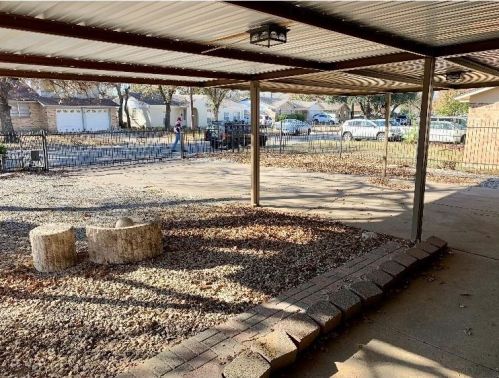 6429 Melinda Dr, Fort Worth, TX 76119-7657