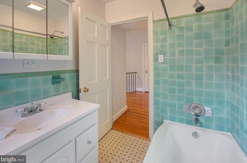 8119 Flower Ave, Silver Spring MD 20912-6646 exterior