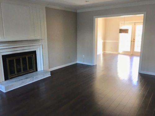 2 Jefferson Hill Pl, Atlanta GA  30342-3750 exterior