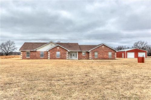 43316 Belle Brook Cir, Shawnee, OK 74804-9140