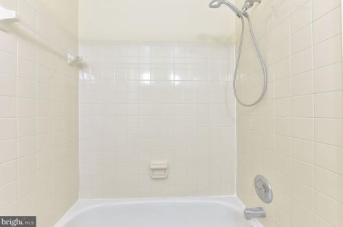 10350 Castlehedge Ter, Silver Spring MD 20902-5808 exterior