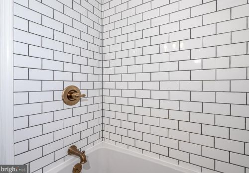 230 Bradley Ave, Haddonfield NJ 08033-2903 exterior