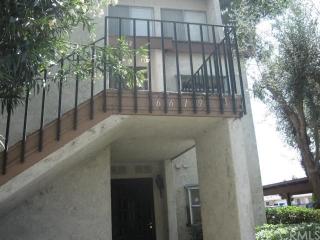 6619 Caro St, Paramount, CA 90723-4755
