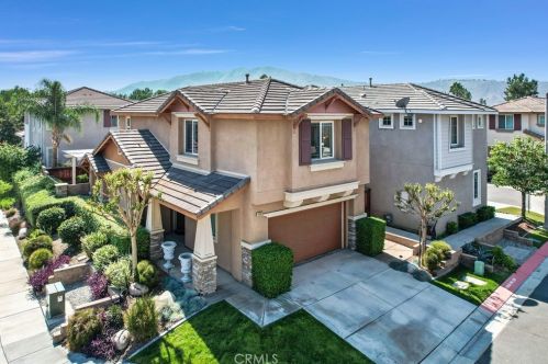 10982 Periwinkle Way, Riverside, CA 92503-5262