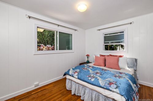 3588 Alani Dr, Honolulu HI  96822-1412 exterior