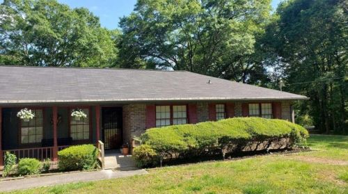 2159 Cannon Hill Rd, Lilburn, GA 30047-5703