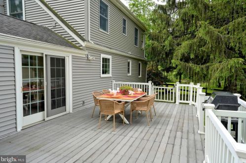 33 Wilder Ave, Princeton NJ  08540-0064 exterior