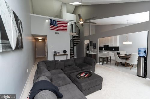 1005 Eagles Chase Dr, Trenton NJ  08648-2539 exterior