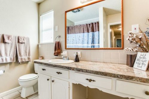 509 Russell Rd, Fort Worth TX  76140-3635 exterior