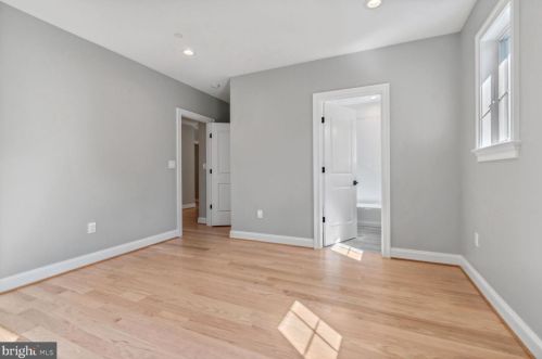 9111 Sligo Crk Pkwy, Silver Spring MD 20901-3361 exterior