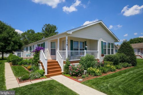 116 Summers Dr, Lancaster, PA 17601-5863