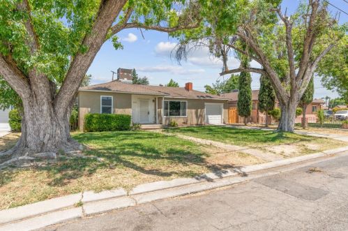 1233 Rose St, Turlock, CA 95380-5539