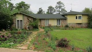1060 Hickory Hill Dr, Watkinsville, GA 30677-2119