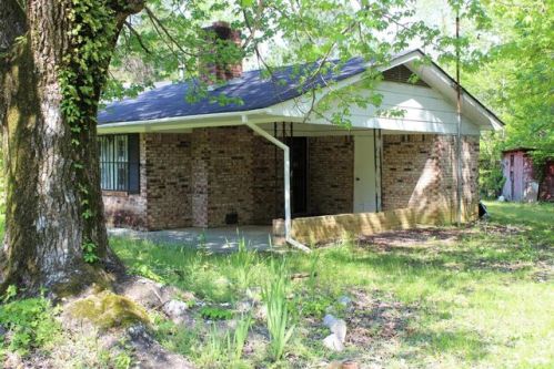 803 Hinze Rd, Mccool, MS 39108