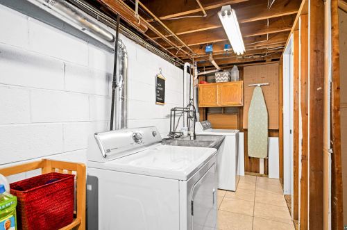 4630 Glenwood St, Duluth MN  55804-1264 exterior