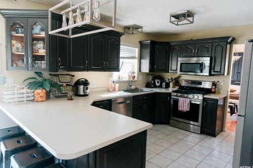 1080 Grandview Dr, Providence UT 84332-9317 exterior