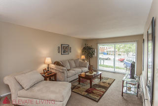 1140 37th St, Davenport IA  52807-1714 exterior