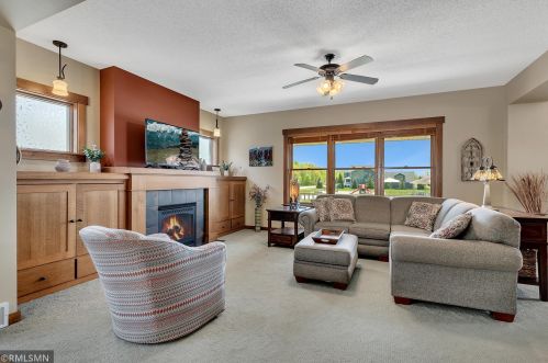 1905 11th St, Sartell, MN 56377-4586