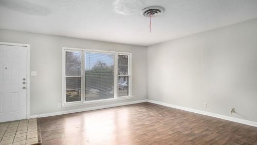 5921 Winifred Dr, Fort Worth TX  76133-2709 exterior