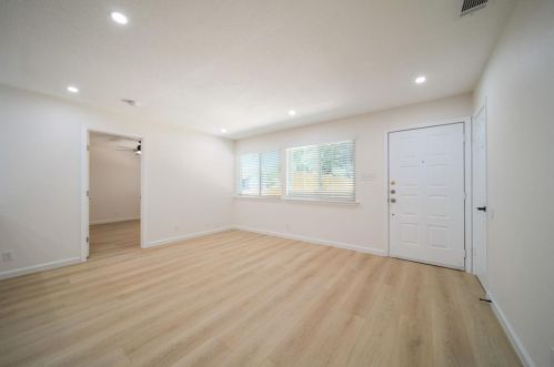5005 Cape Verde Cv, Austin, TX 78744-3859