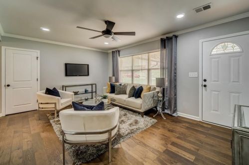 2574 Lancaster Dr, Atlanta GA  30344-2329 exterior