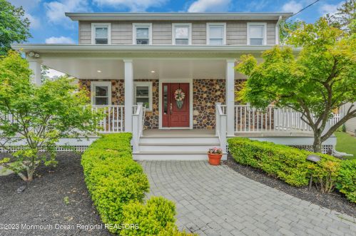 14 Hope Rd, Tinton Falls, NJ 07724-3236
