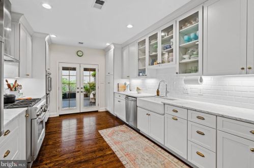 771 12 St, Philadelphia PA 19123-1960 exterior