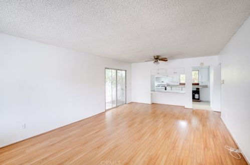 724 Acacia Ave, Glendale CA  91205-3006 exterior