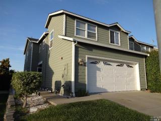 240 Clearpointe Dr, Vallejo, CA 94591-8285