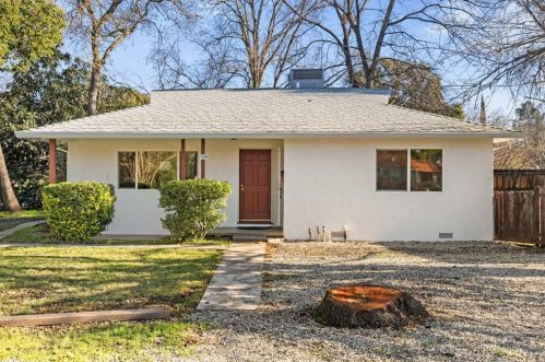1924 Spruce Ave, Chico, CA 95926-2327