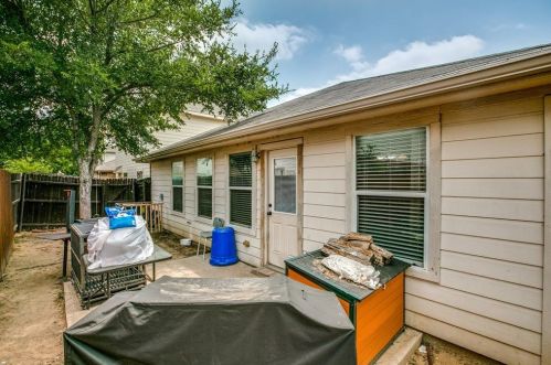 9945 Crystal Vly Way, Dallas TX  75227-5235 exterior