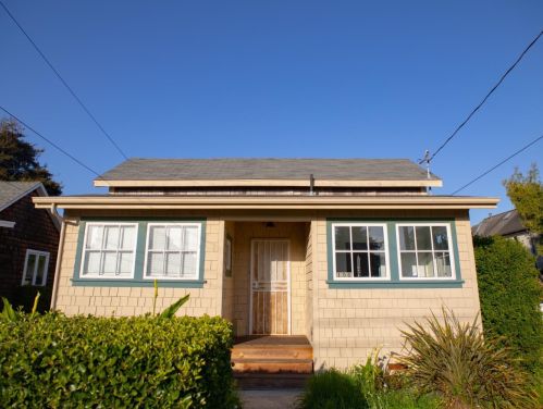 106 Saxon Ave, Capitola, CA 95010-3448
