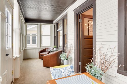 939 Bayard Ave, Saint Paul, MN 55102-4003