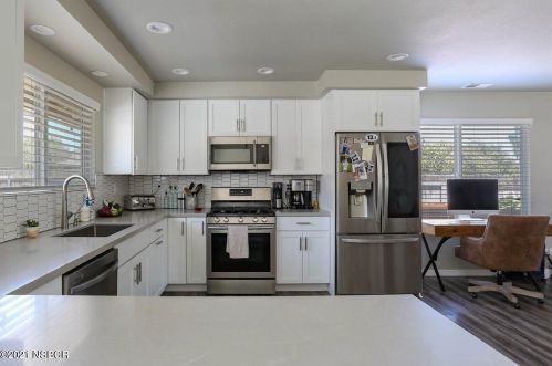 1368 Revere St, Santa Maria CA  93455-4467 exterior