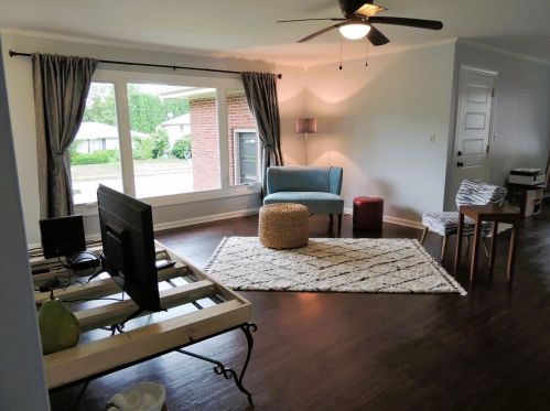 1305 Wood St, Valpo IN 46383-5140 exterior