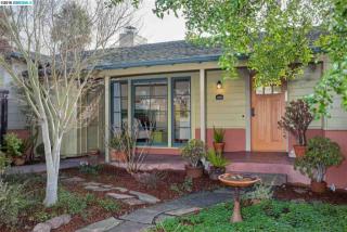 1535 Juanita Way, Berkeley, CA 94702-1136