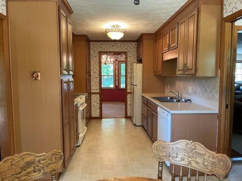 3285 Squire Ln, Conyers GA 30094-3540 exterior