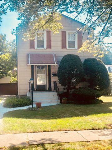 2333 13th Ave, Broadview, IL 60155-4041