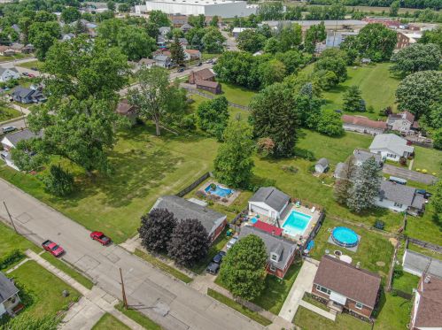 2424 Dwight Rd, Springfield, OH 45503-4746