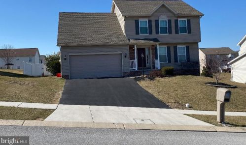 1271 Summit Run Ct, York, PA 17408-6366