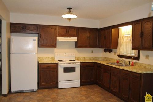 405 Webster St, Bahner, MO 65350-1019